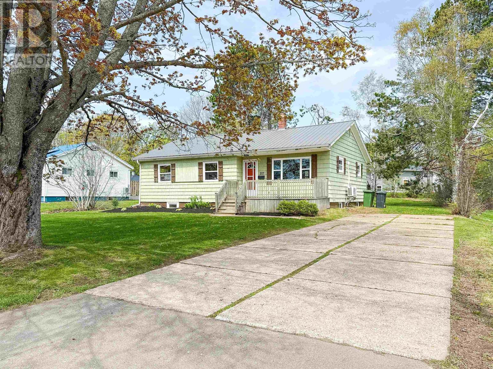 207 Belvedere Avenue, Charlottetown, Prince Edward Island  C1A 2E2 - Photo 23 - 202612922