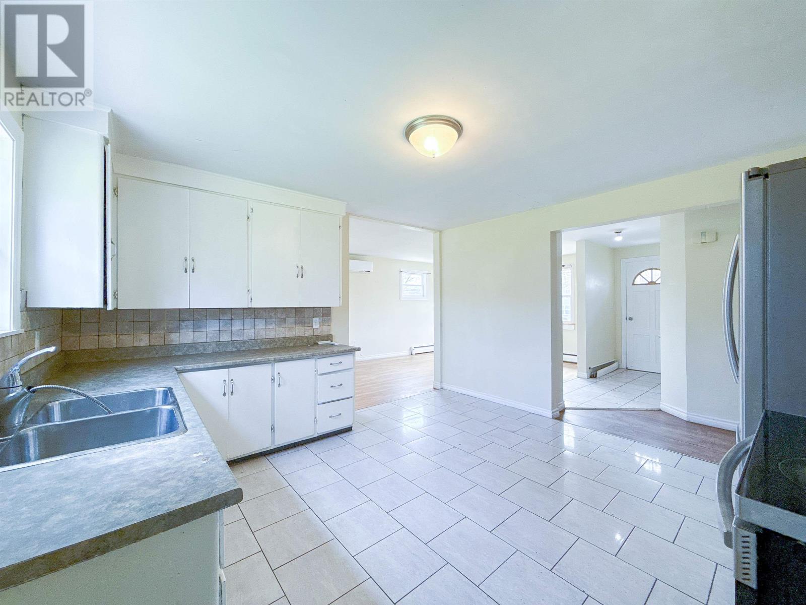 207 Belvedere Avenue, Charlottetown, Prince Edward Island  C1A 2E2 - Photo 8 - 202612922