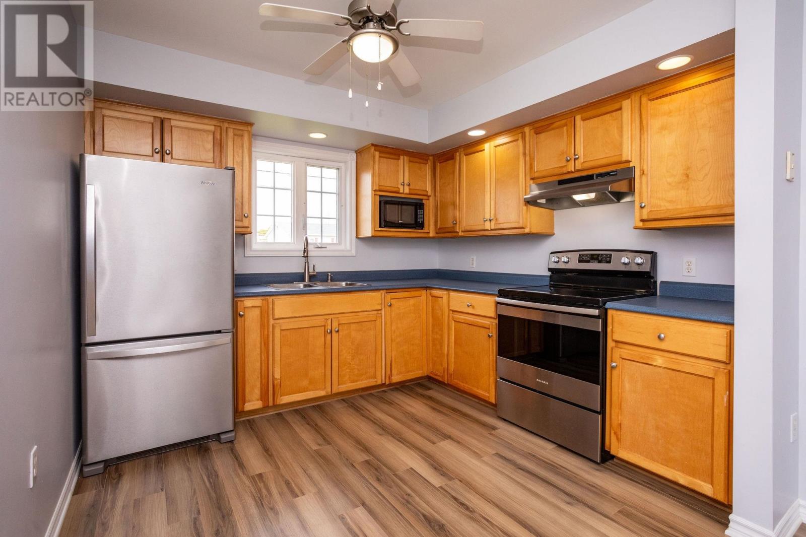 1 Anniversary Avenue, Souris, Prince Edward Island  C0A 2B0 - Photo 4 - 202613008