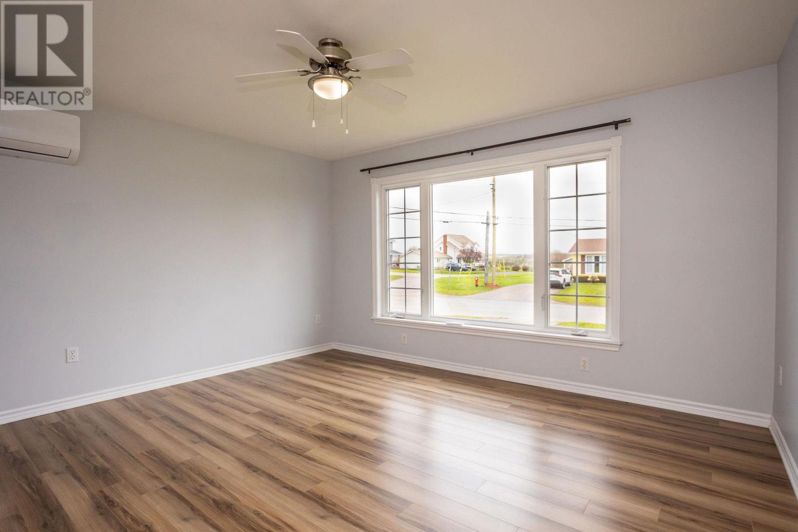 1 Anniversary Avenue, Souris, Prince Edward Island  C0A 2B0 - Photo 9 - 202613008