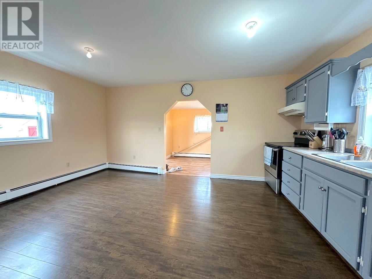 17 Paquet Avenue, Souris, Prince Edward Island  C0A 2B0 - Photo 15 - 202613025