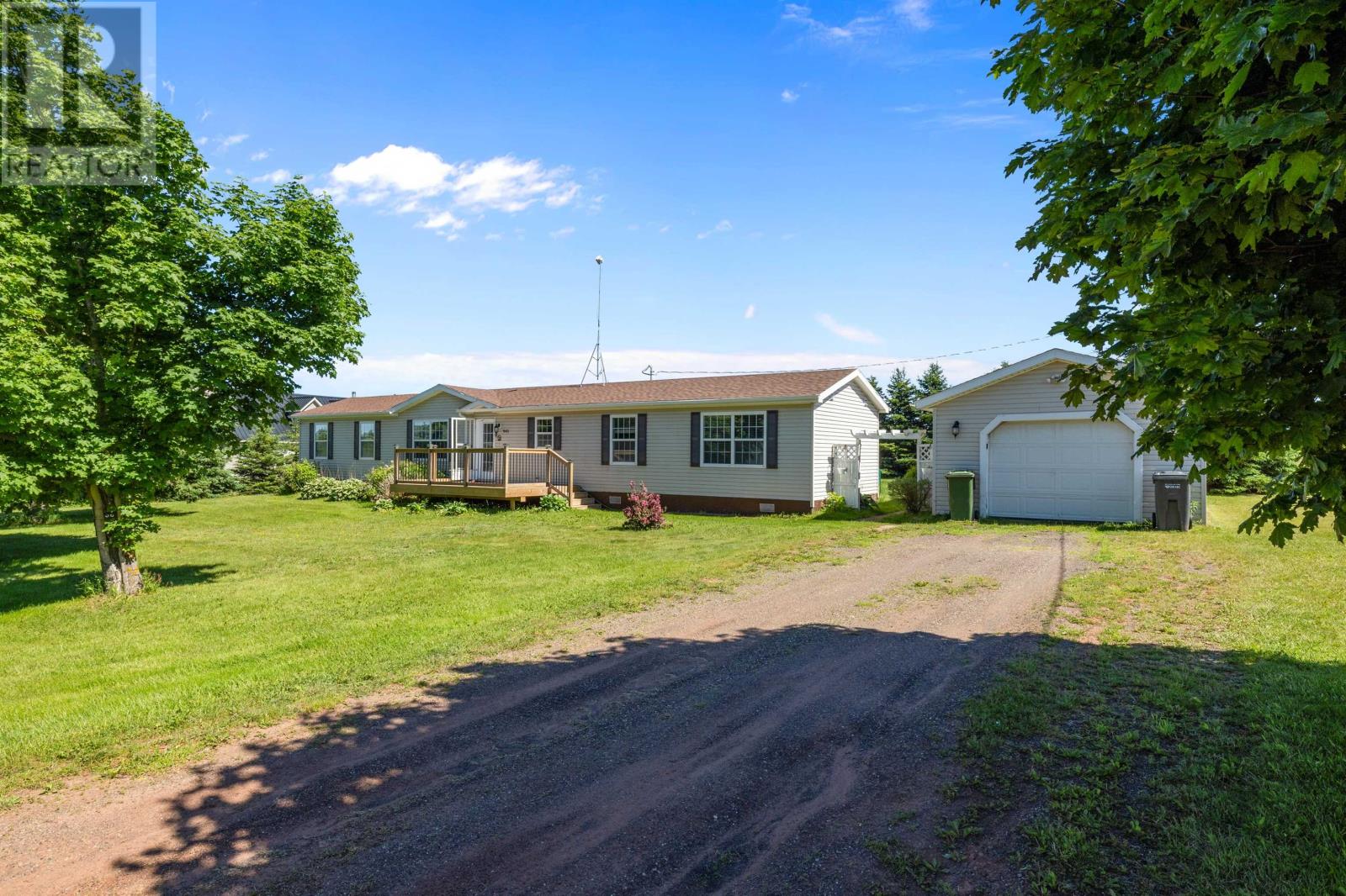 945 Newton Road, Kinkora, Prince Edward Island  C0B 1N0 - Photo 1 - 202613097
