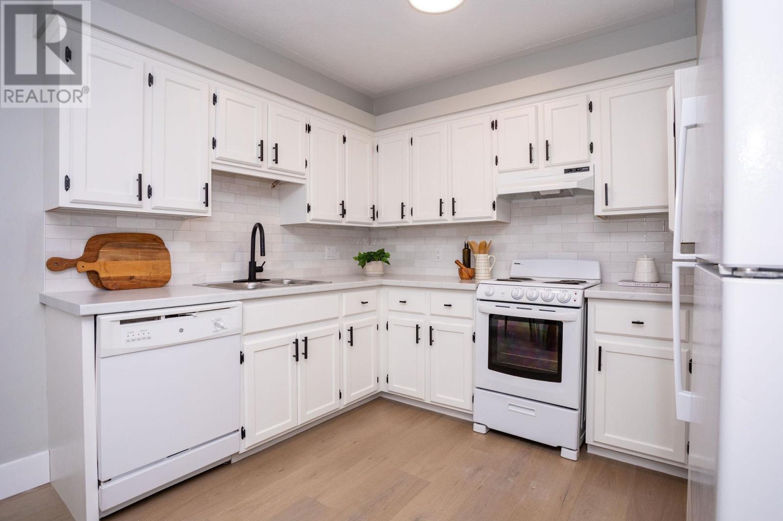 #7 8 Glen Stewart Drive, Stratford, Prince Edward Island  C1B 2B3 - Photo 11 - 202613099