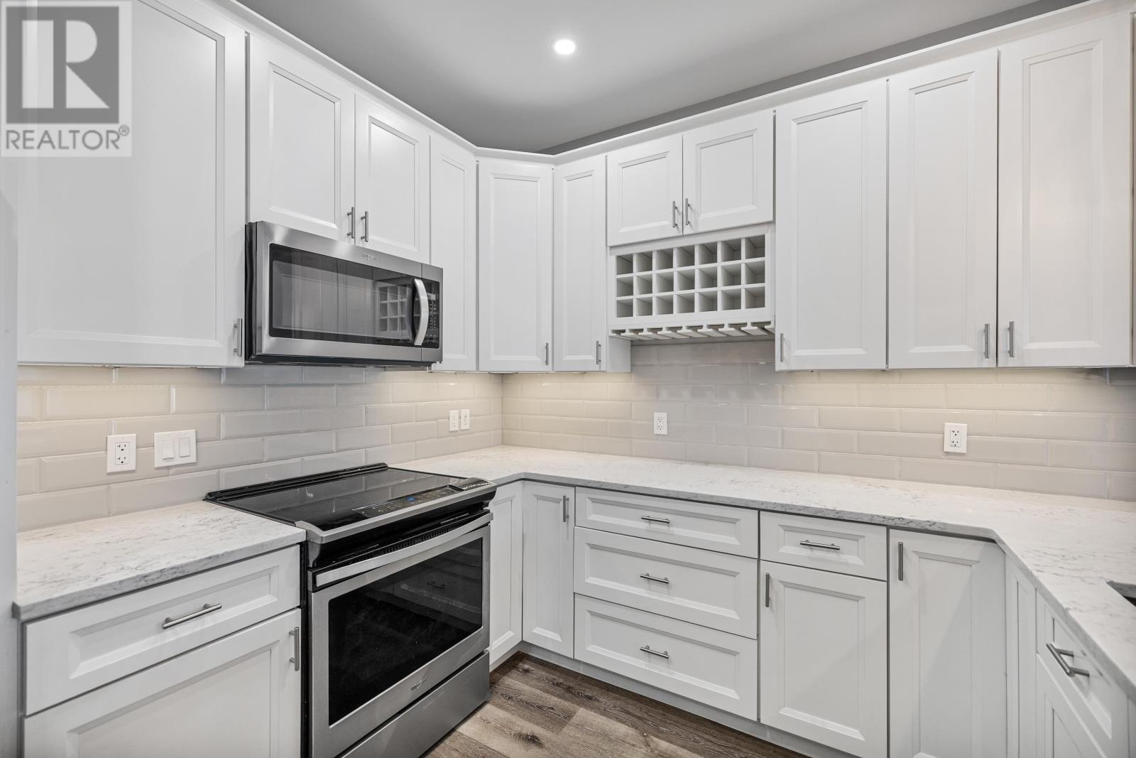 5 12 Harold Court, Cornwall, Prince Edward Island  C0A 1H4 - Photo 3 - 202613167
