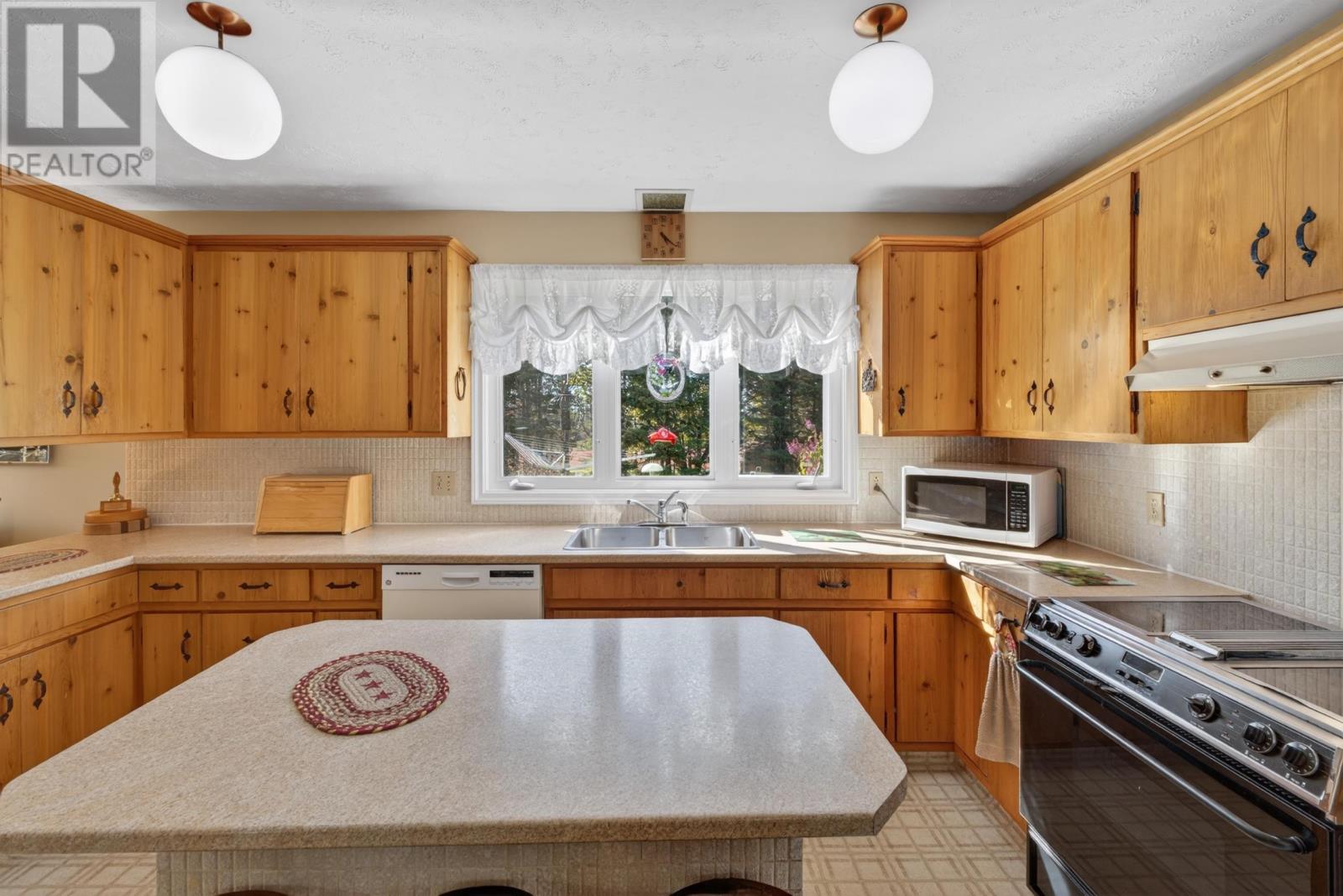 697 Route 12, North St. Eleanors, Prince Edward Island  C0B 1T0 - Photo 16 - 202613249