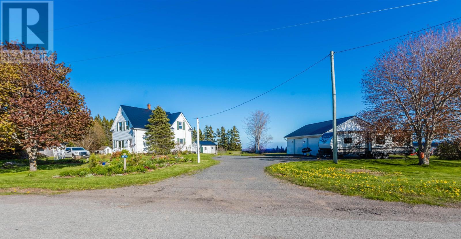 3635 Grant Road, Souris, Prince Edward Island  C0A 2B0 - Photo 3 - 202613378