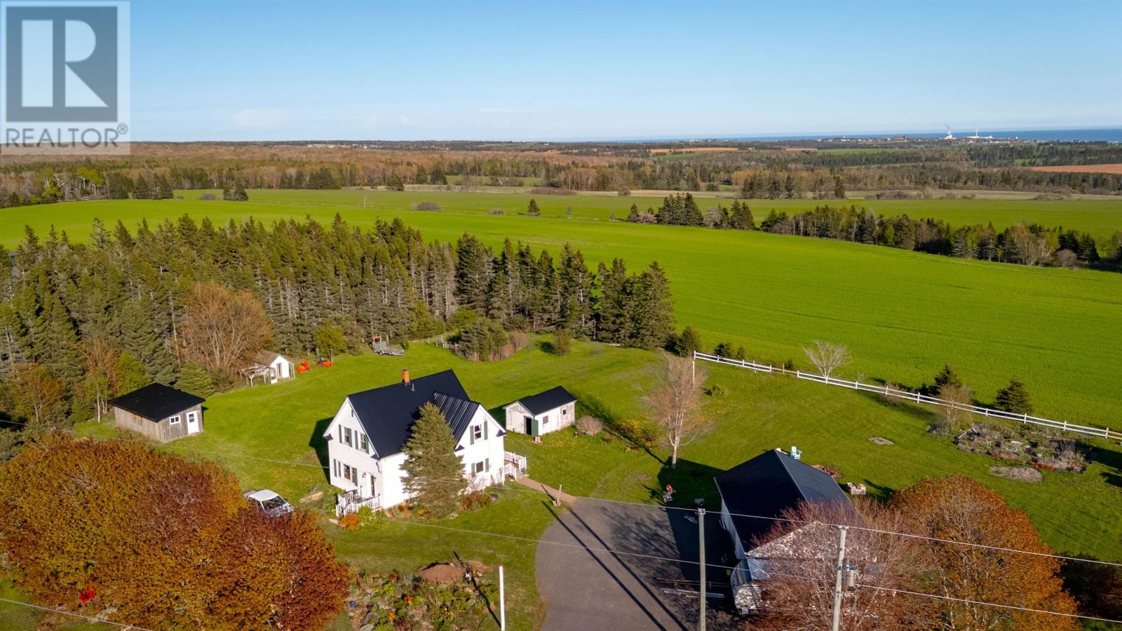 3635 Grant Road, Souris, Prince Edward Island  C0A 2B0 - Photo 6 - 202613378