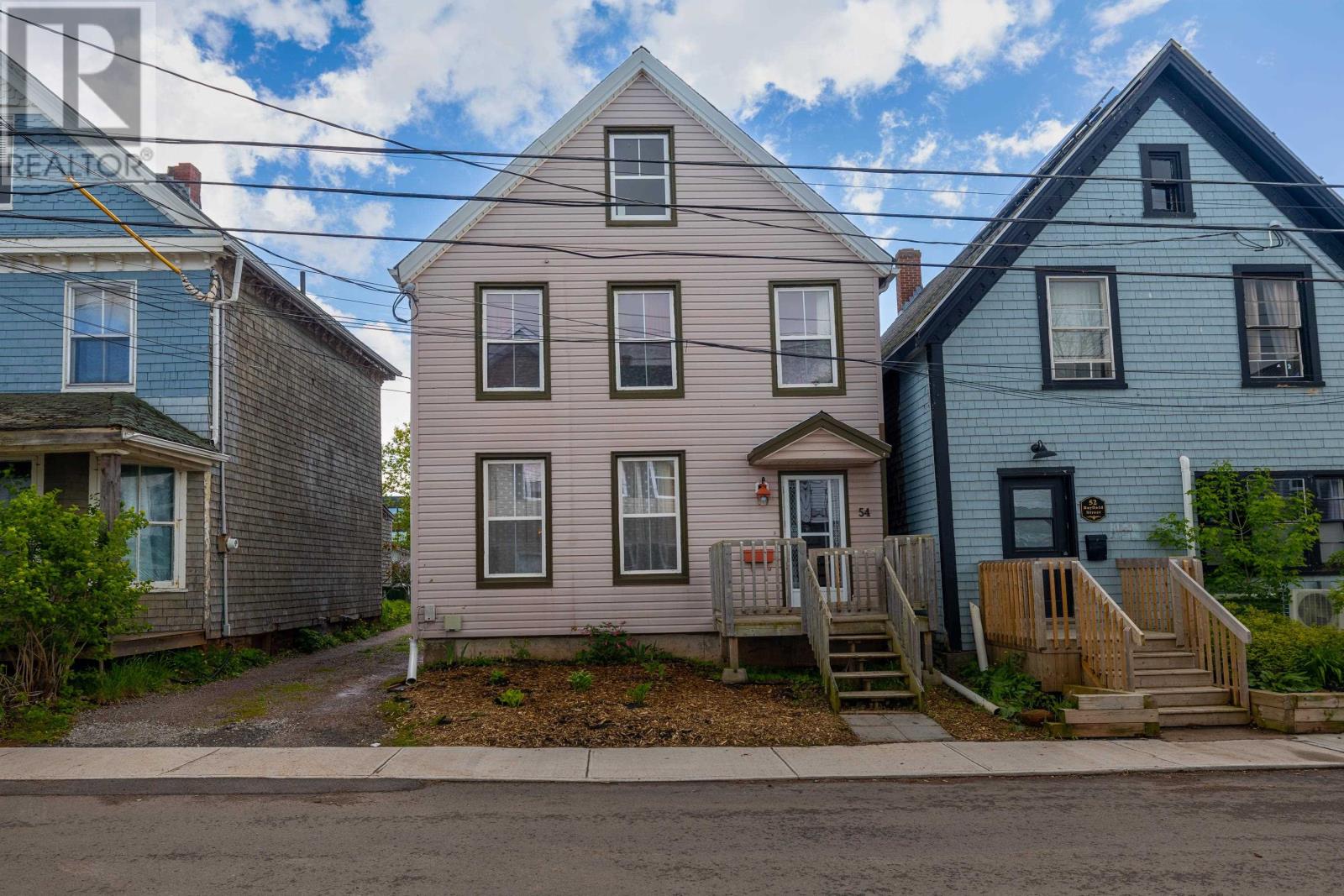 54 Bayfield Street, Charlottetown, Prince Edward Island  C1A 2G6 - Photo 1 - 202613393