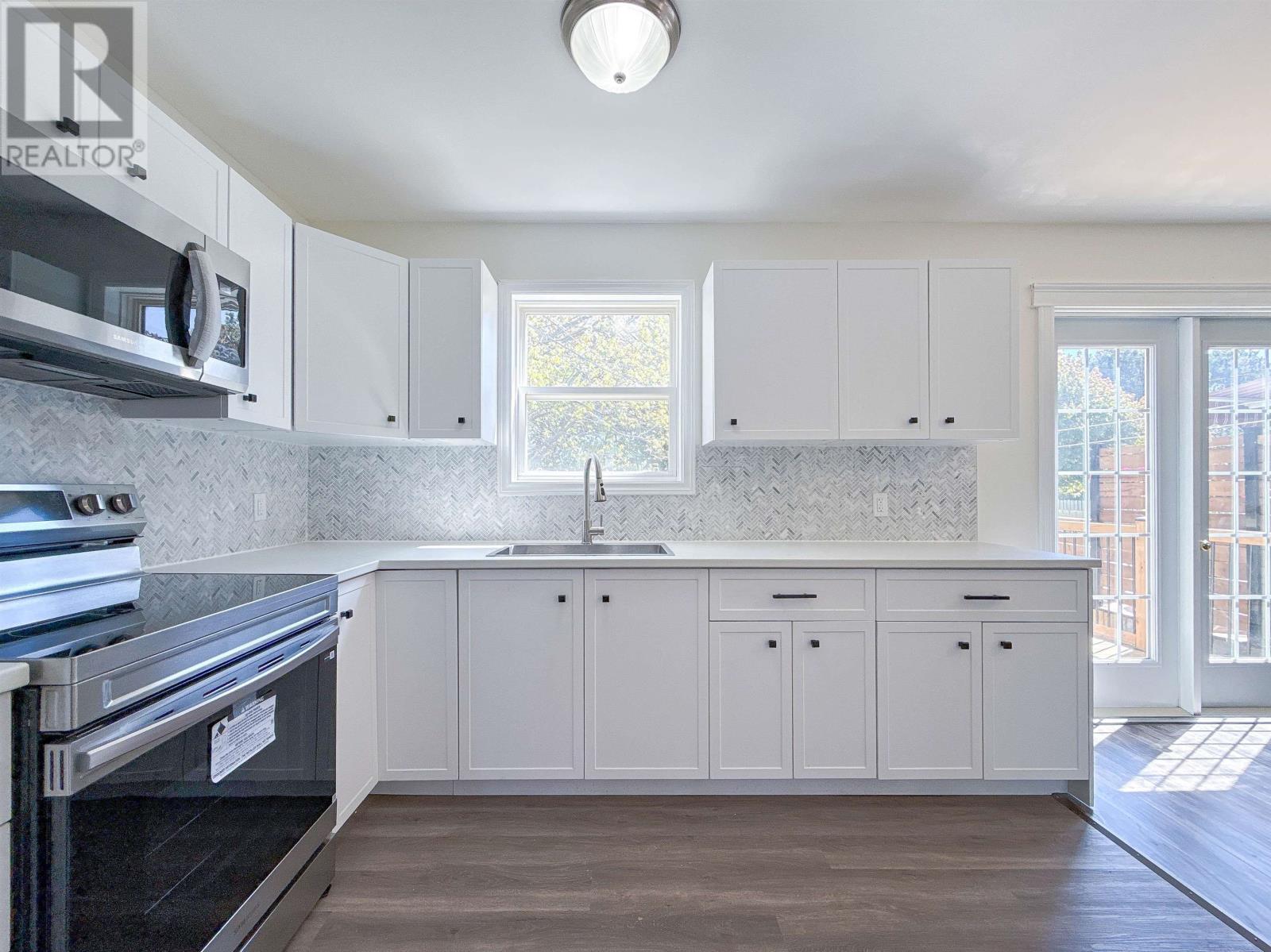 12 Dawson Court, Charlottetown, Prince Edward Island  C1A 8T1 - Photo 1 - 202613397