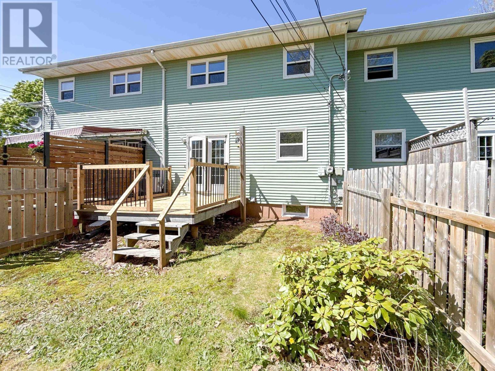 12 Dawson Court, Charlottetown, Prince Edward Island  C1A 8T1 - Photo 2 - 202613397