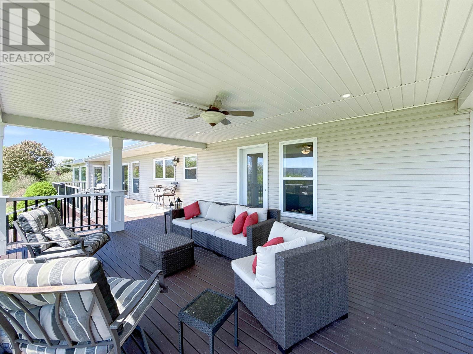 12 Lighthouse Lane, Stratford, Prince Edward Island  C1B 2N9 - Photo 16 - 202613459