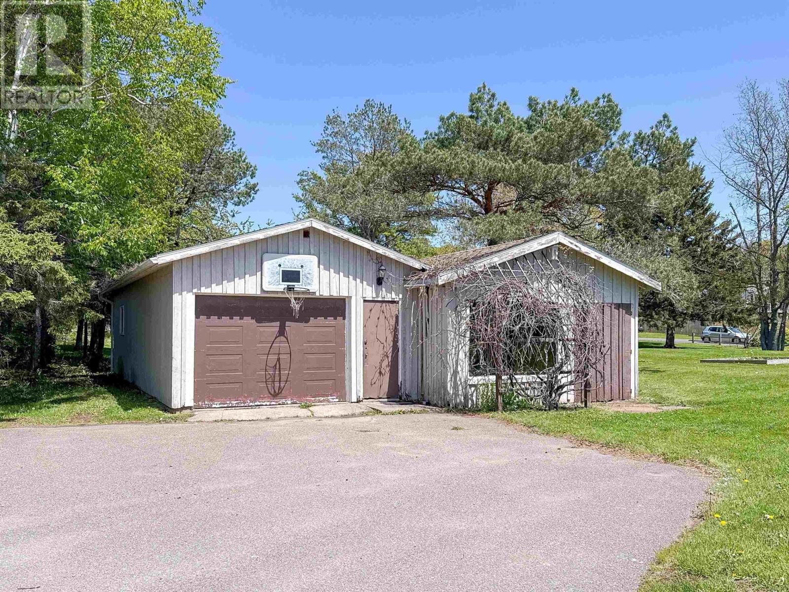 12 Lighthouse Lane, Stratford, Prince Edward Island  C1B 2N9 - Photo 31 - 202613459
