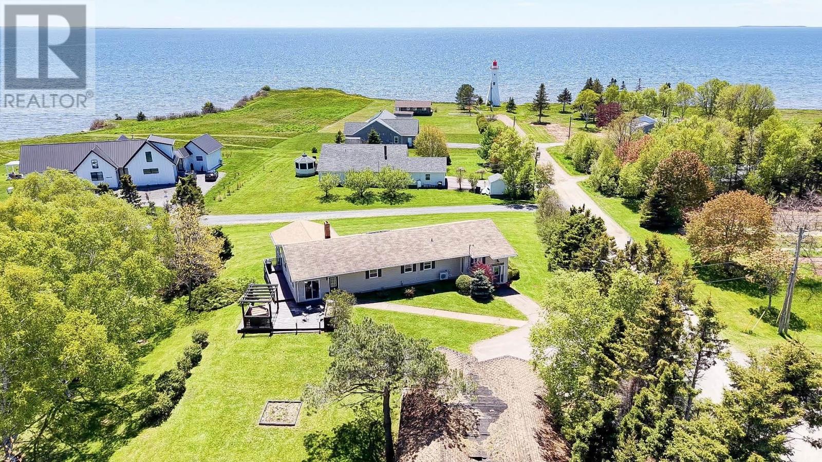 12 Lighthouse Lane, Stratford, Prince Edward Island  C1B 2N9 - Photo 38 - 202613459