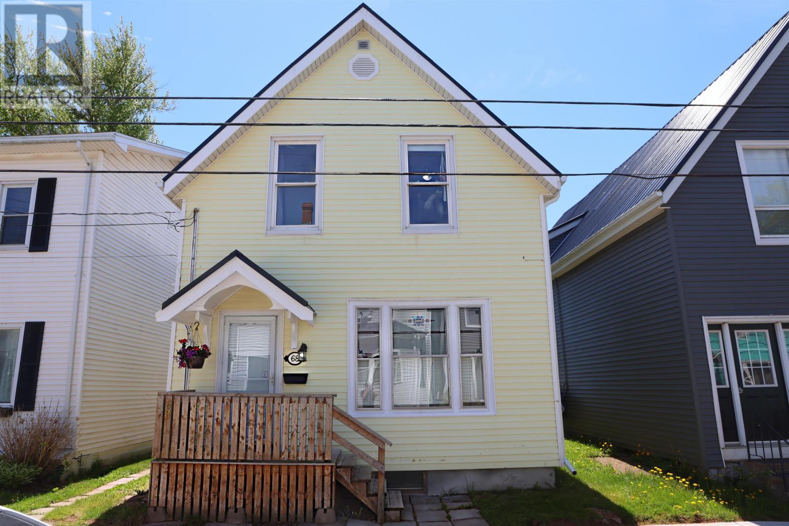 68 Bayfield Street, Charlottetown, Prince Edward Island  C1A 2G6 - Photo 1 - 202613498
