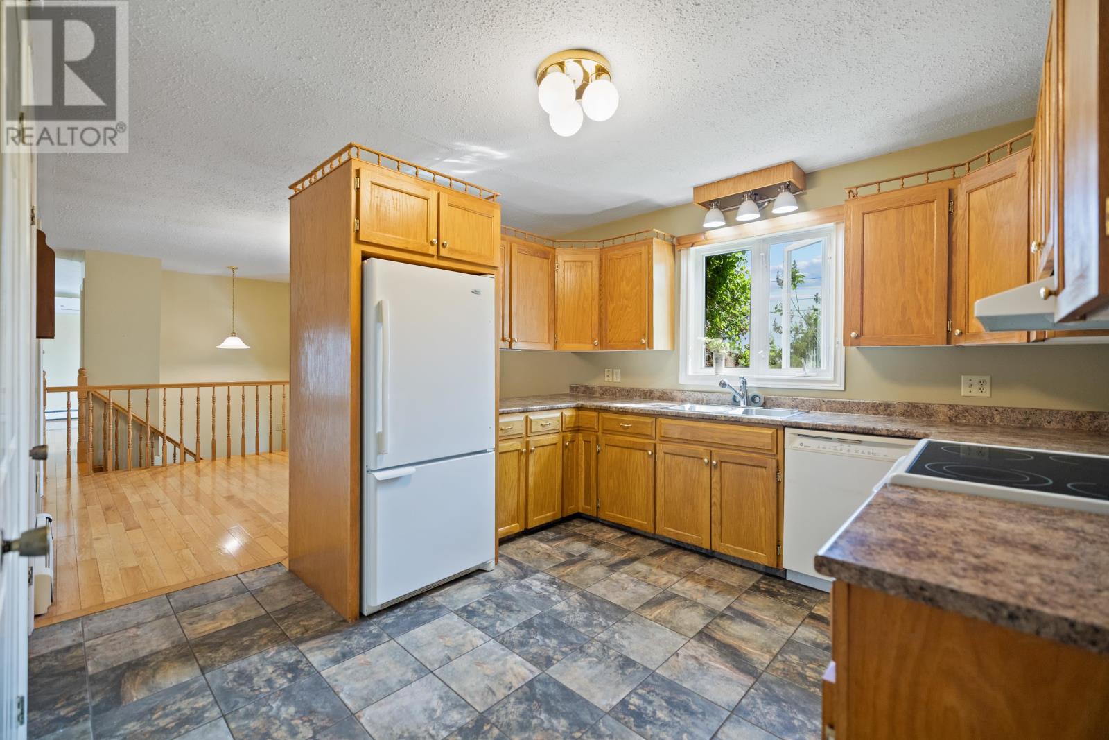 19 Marjorie Crescent, Stratford, Prince Edward Island  C1B 1X3 - Photo 8 - 202613589