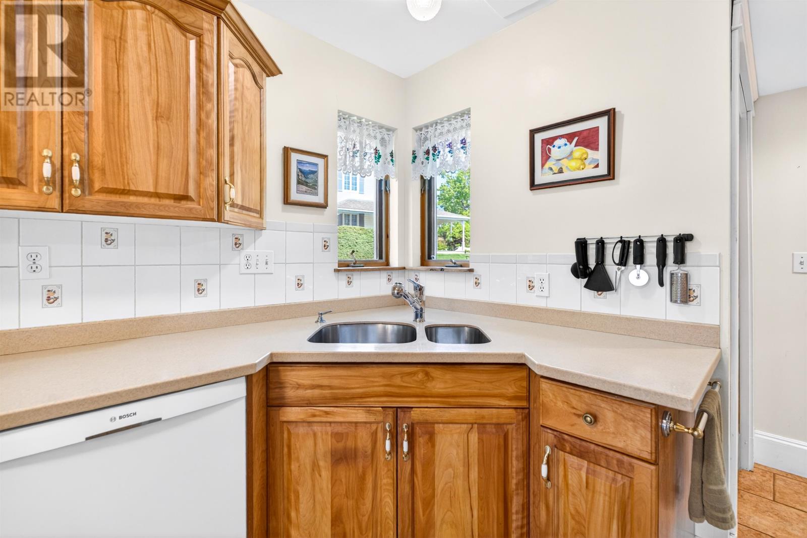 23 Hillside Drive, Charlottetown, Prince Edward Island  C1A 6H9 - Photo 11 - 202613593