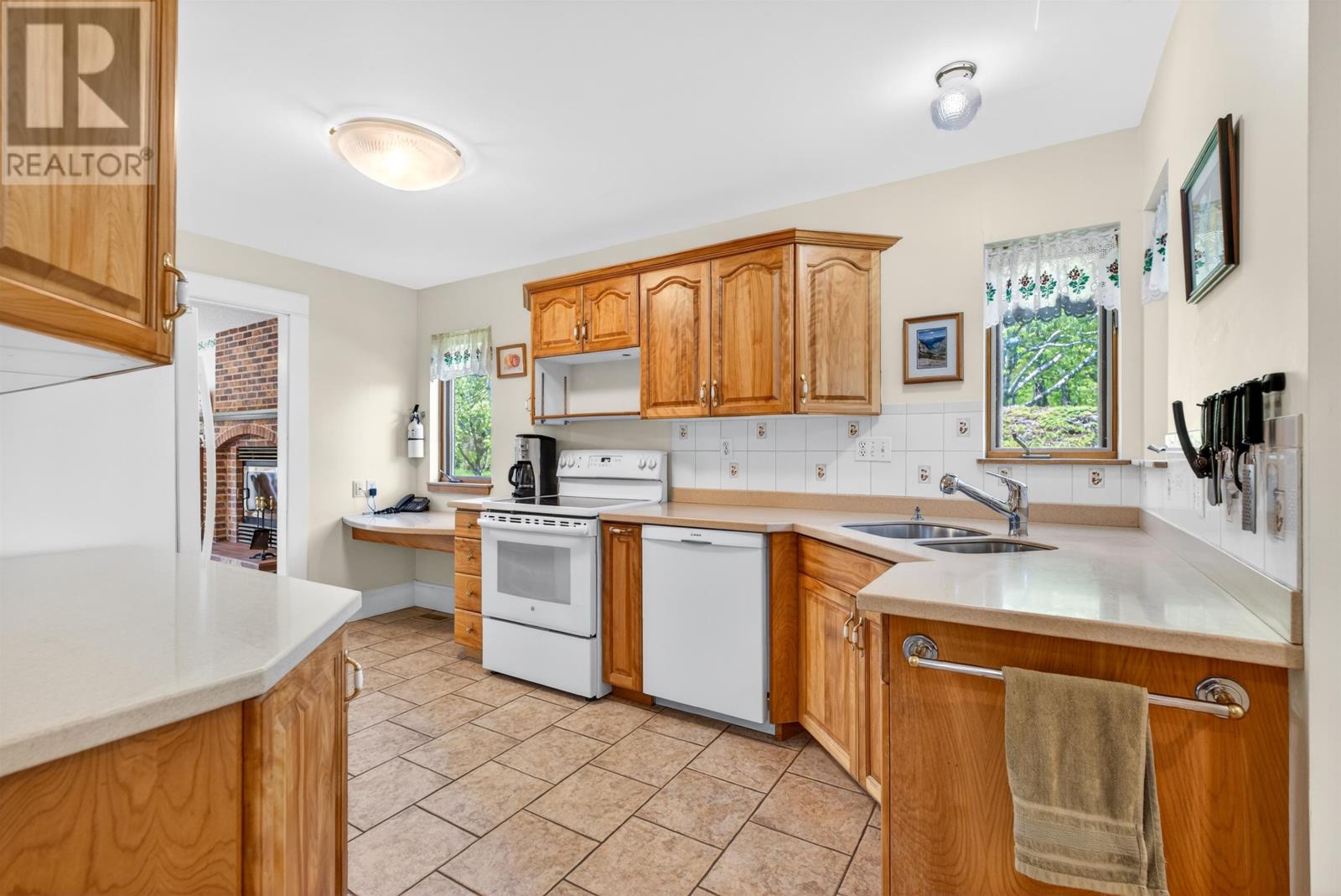 23 Hillside Drive, Charlottetown, Prince Edward Island  C1A 6H9 - Photo 12 - 202613593