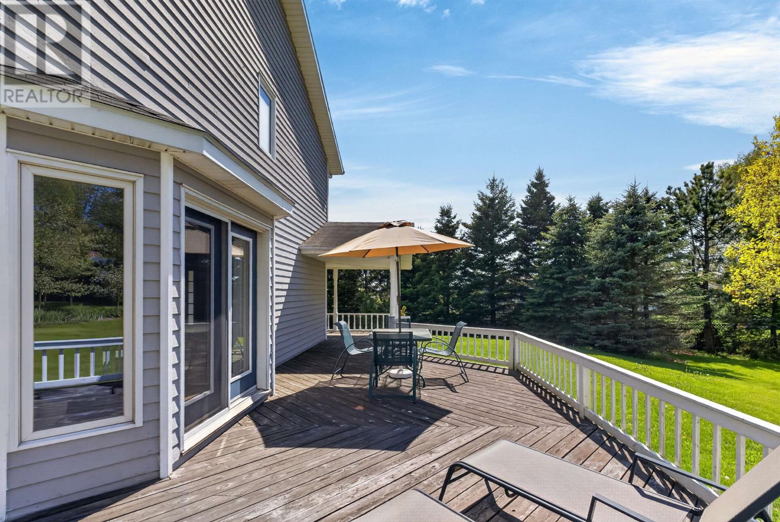 23 Hillside Drive, Charlottetown, Prince Edward Island  C1A 6H9 - Photo 34 - 202613593
