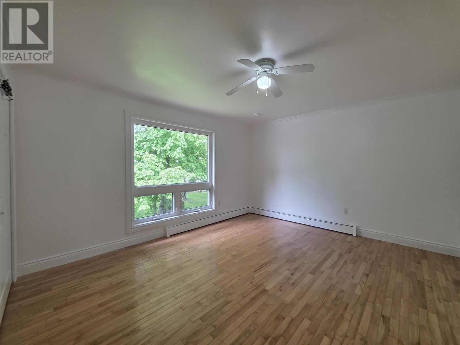7 Crestview Drive, Charlottetown, Prince Edward Island  C1E 1N4 - Photo 15 - 202613653