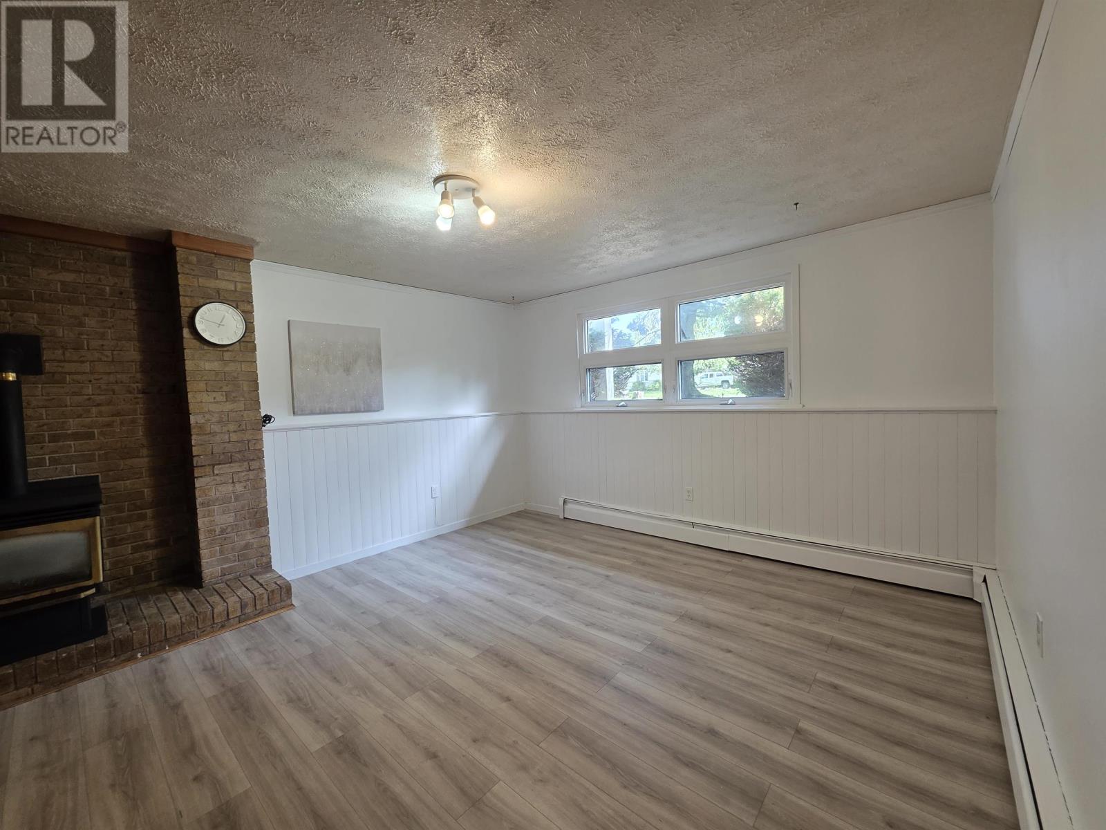 7 Crestview Drive, Charlottetown, Prince Edward Island  C1E 1N4 - Photo 19 - 202613653