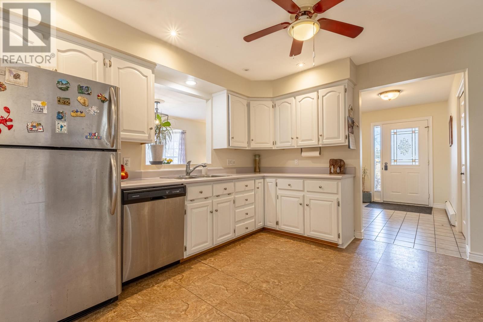 38 Forest Drive, Charlottetown, Prince Edward Island  C1E 1W9 - Photo 11 - 202613657