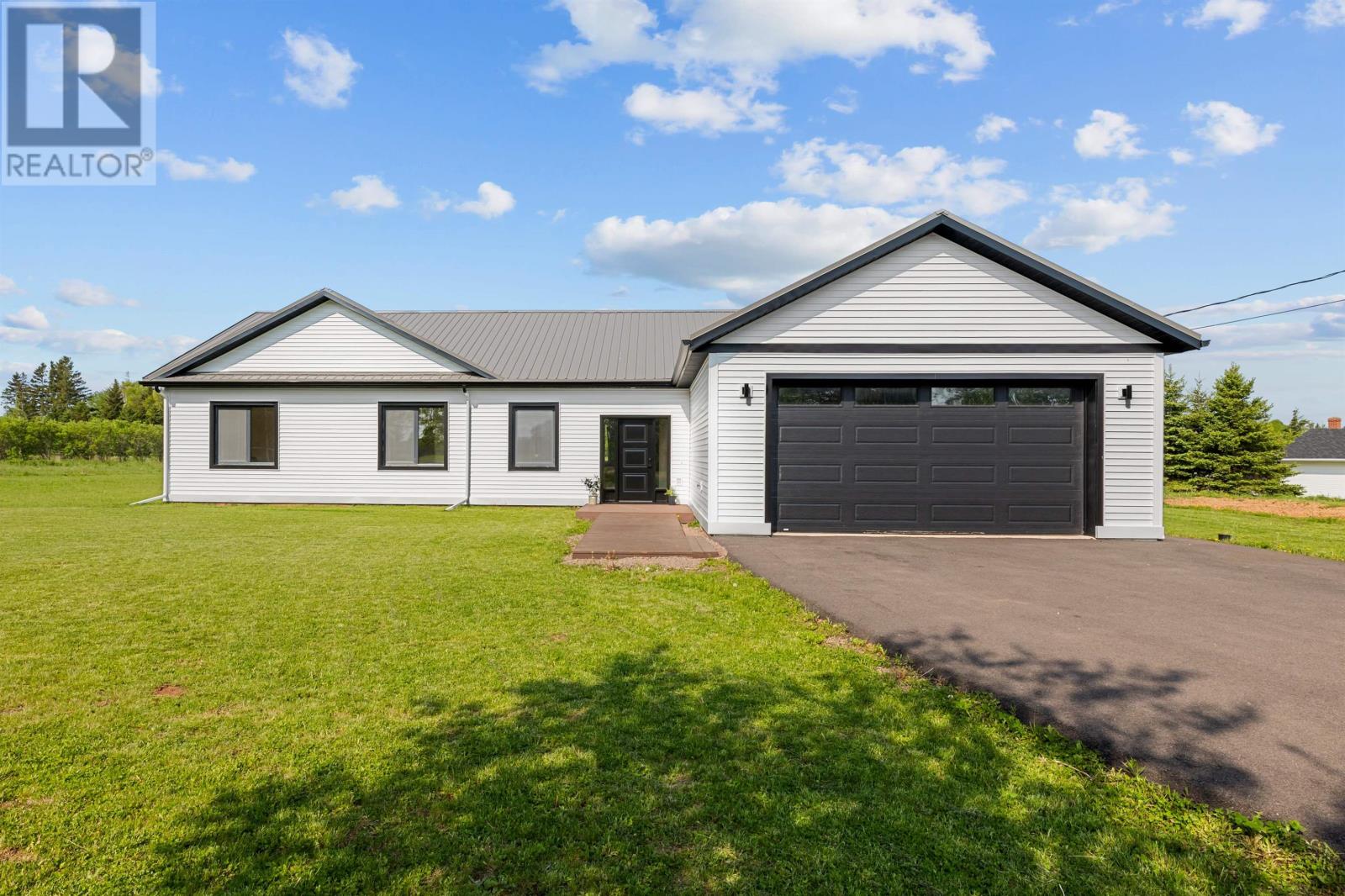11 Birkallum Drive, Mermaid, Prince Edward Island  C1B 0T7 - Photo 1 - 202613758