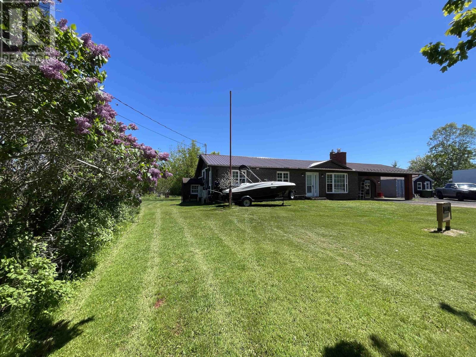 38584 Route 2 Western Road, Bloomfield Corner, Prince Edward Island  C0B 1B0 - Photo 2 - 202613816
