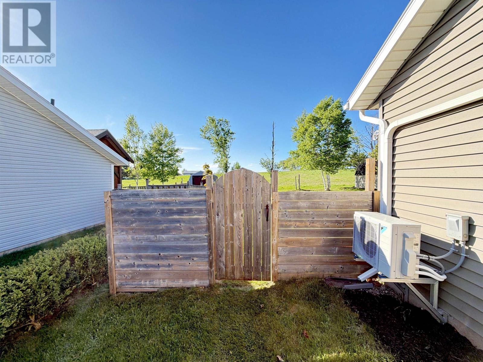 27 Parent Street, Charlottetown, Prince Edward Island  C1C 1R3 - Photo 44 - 202613973