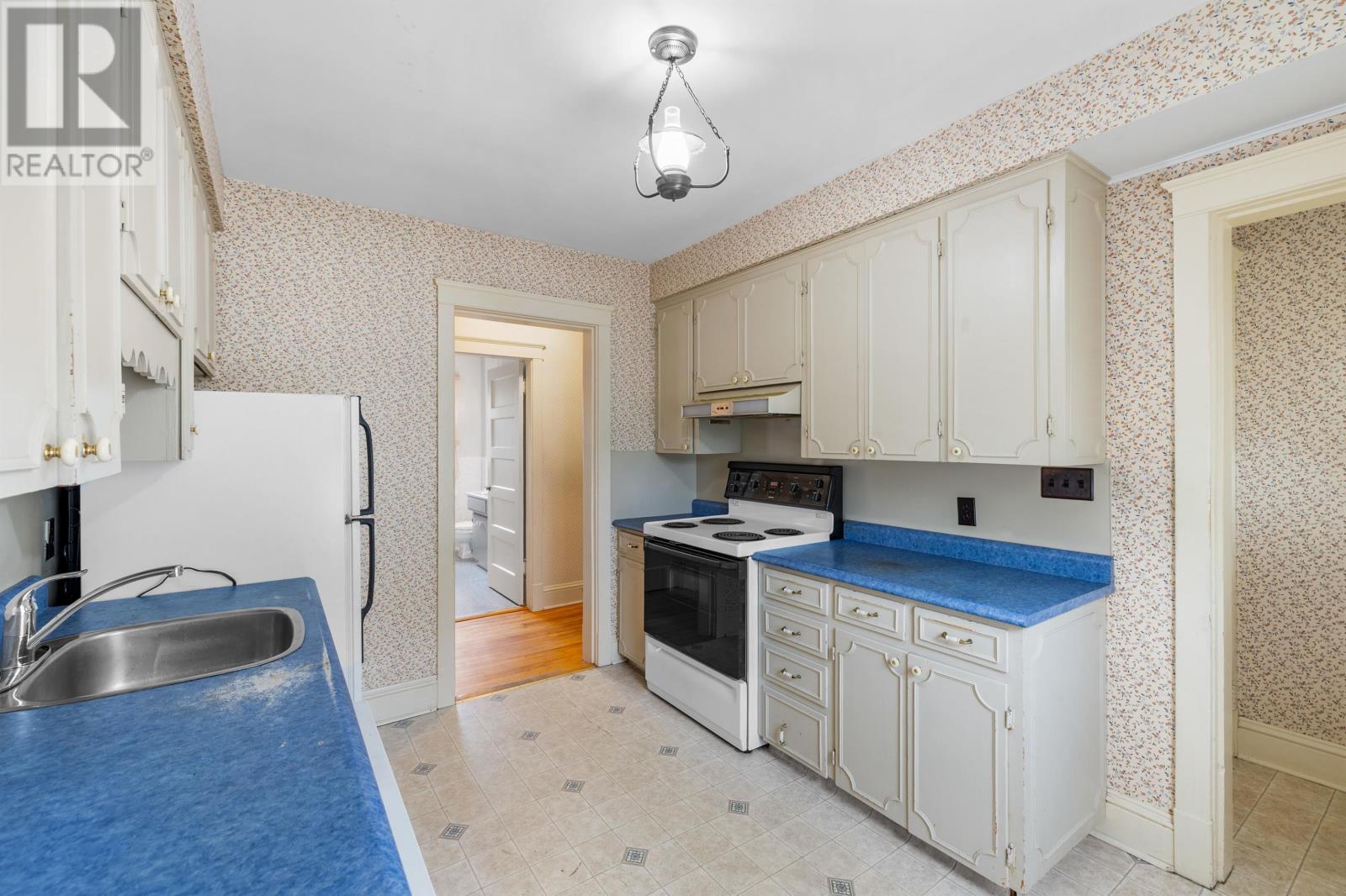 75 Mount Edward Road, Charlottetown, Prince Edward Island  C1A 5S1 - Photo 3 - 202613976