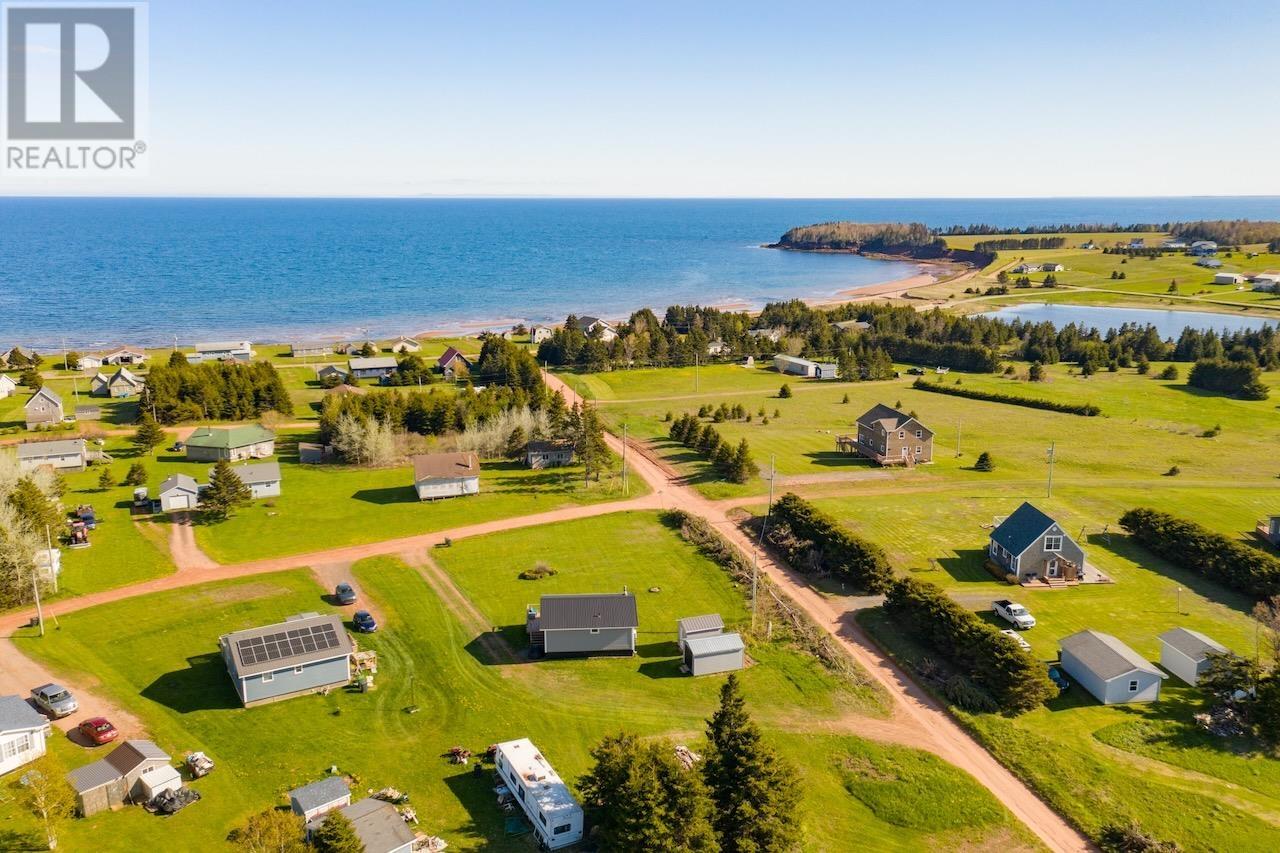 9 Beachview Crescent, Souris West, Prince Edward Island  C0A 2B0 - Photo 2 - 202613996