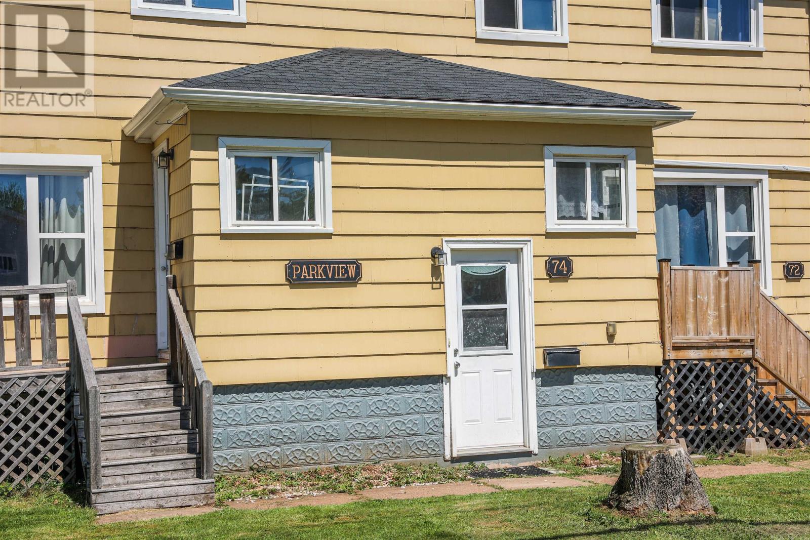 72,74,76 Parkview Drive, Charlottetown, Prince Edward Island  C1A 2E2 - Photo 2 - 202614057