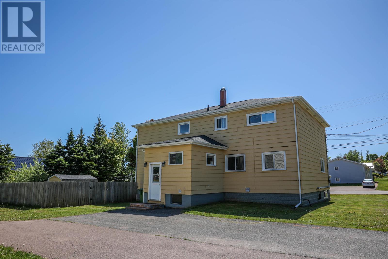 72,74,76 Parkview Drive, Charlottetown, Prince Edward Island  C1A 2E2 - Photo 4 - 202614057