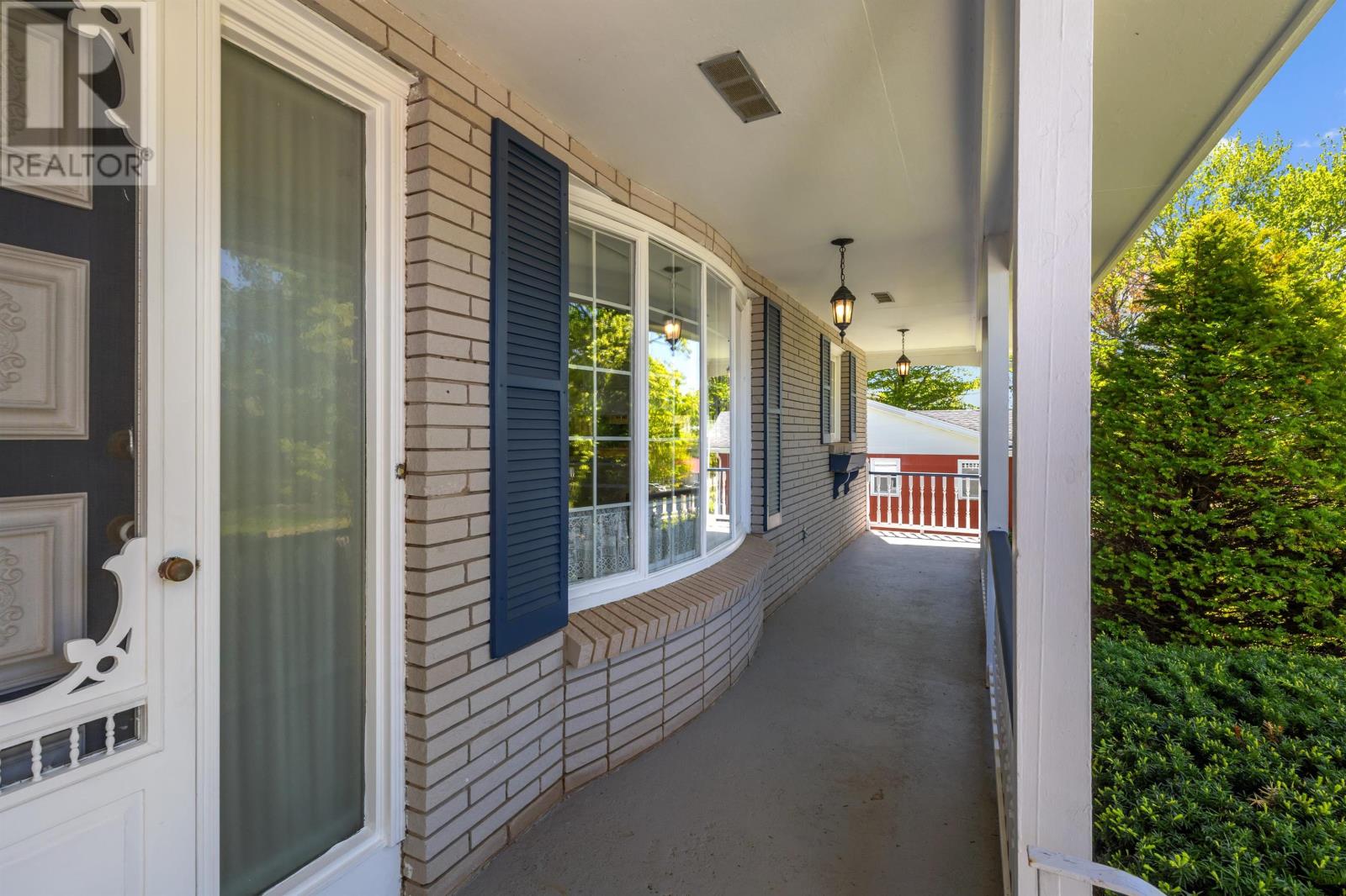 16 Montgomery Drive, Charlottetown, Prince Edward Island  C1A 6W2 - Photo 3 - 202614117