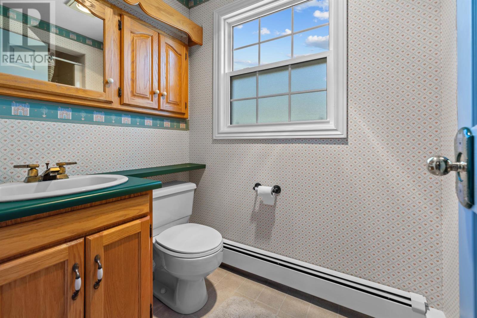 16 Montgomery Drive, Charlottetown, Prince Edward Island  C1A 6W2 - Photo 32 - 202614117