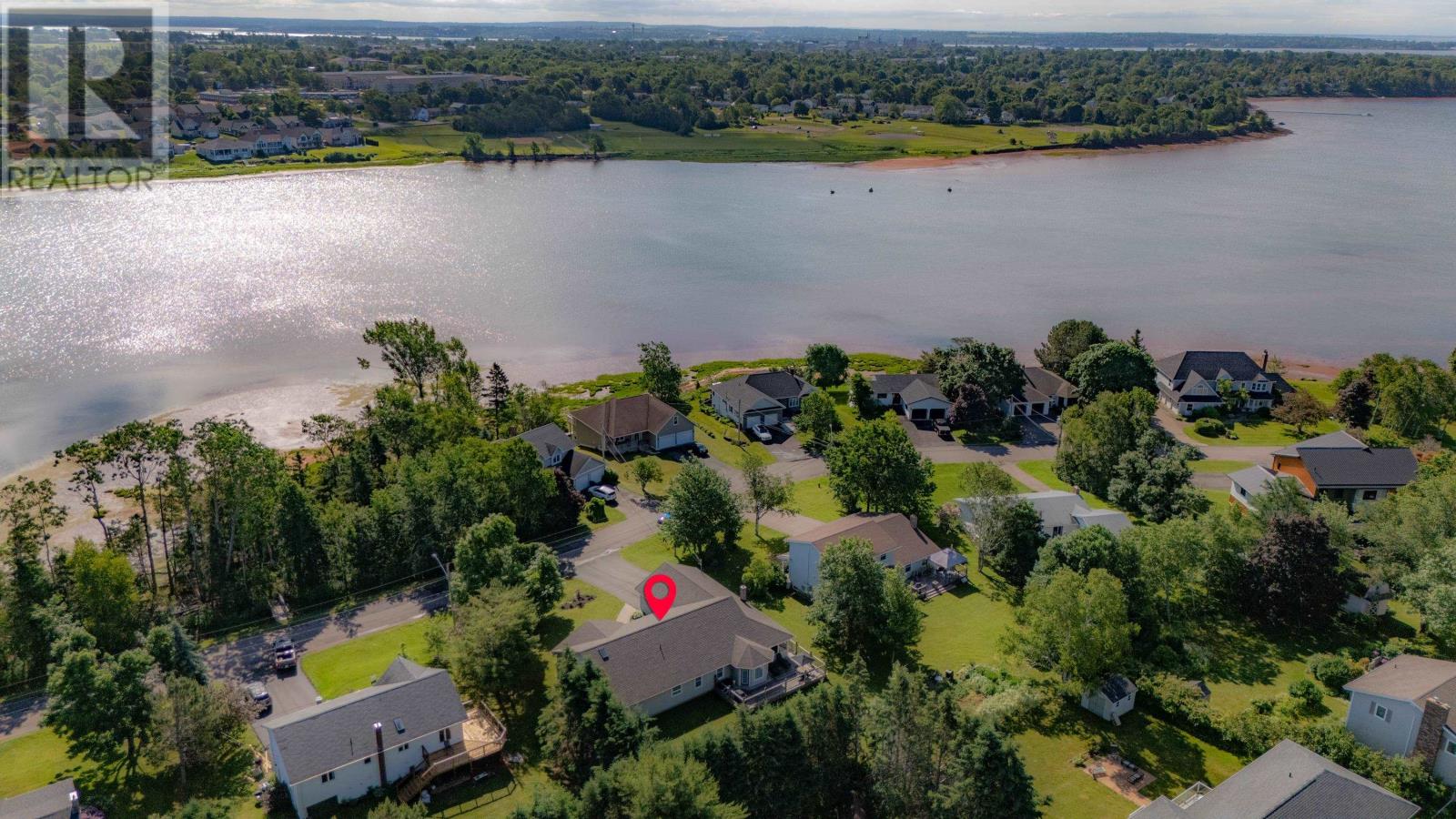 77 Parkside Drive, Charlottetown, Prince Edward Island  C1E 1M8 - Photo 6 - 202614232