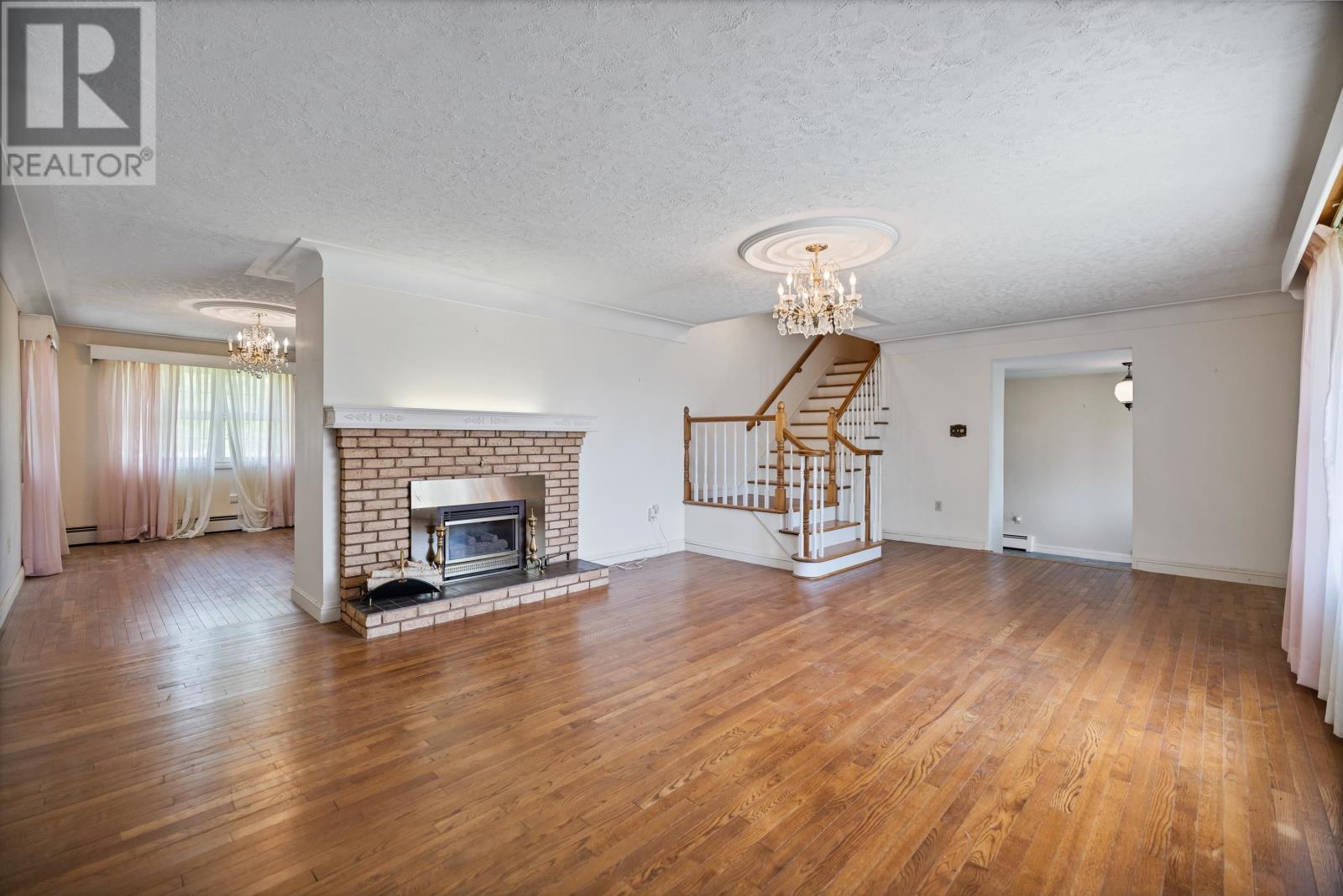 800 Main Street, Cornwall, Prince Edward Island  C0H 1H0 - Photo 6 - 202614242