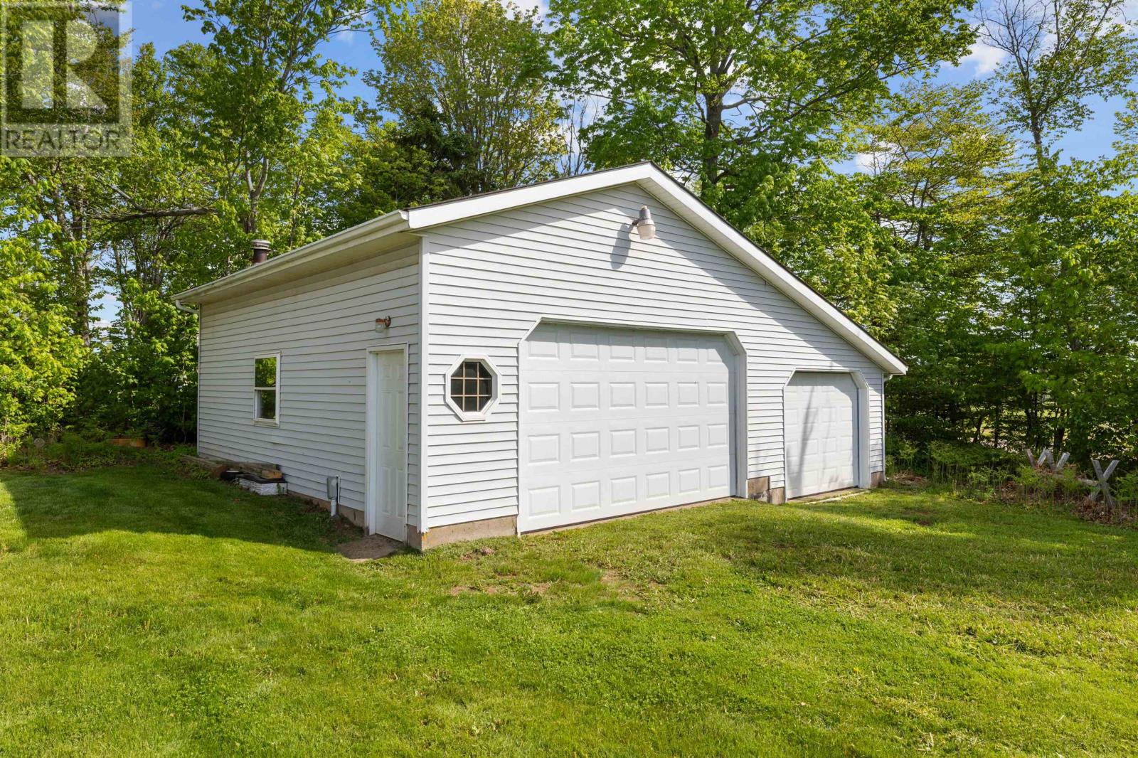 2 Laura Lane, Stratford, Prince Edward Island  C1B 2T5 - Photo 3 - 202614382
