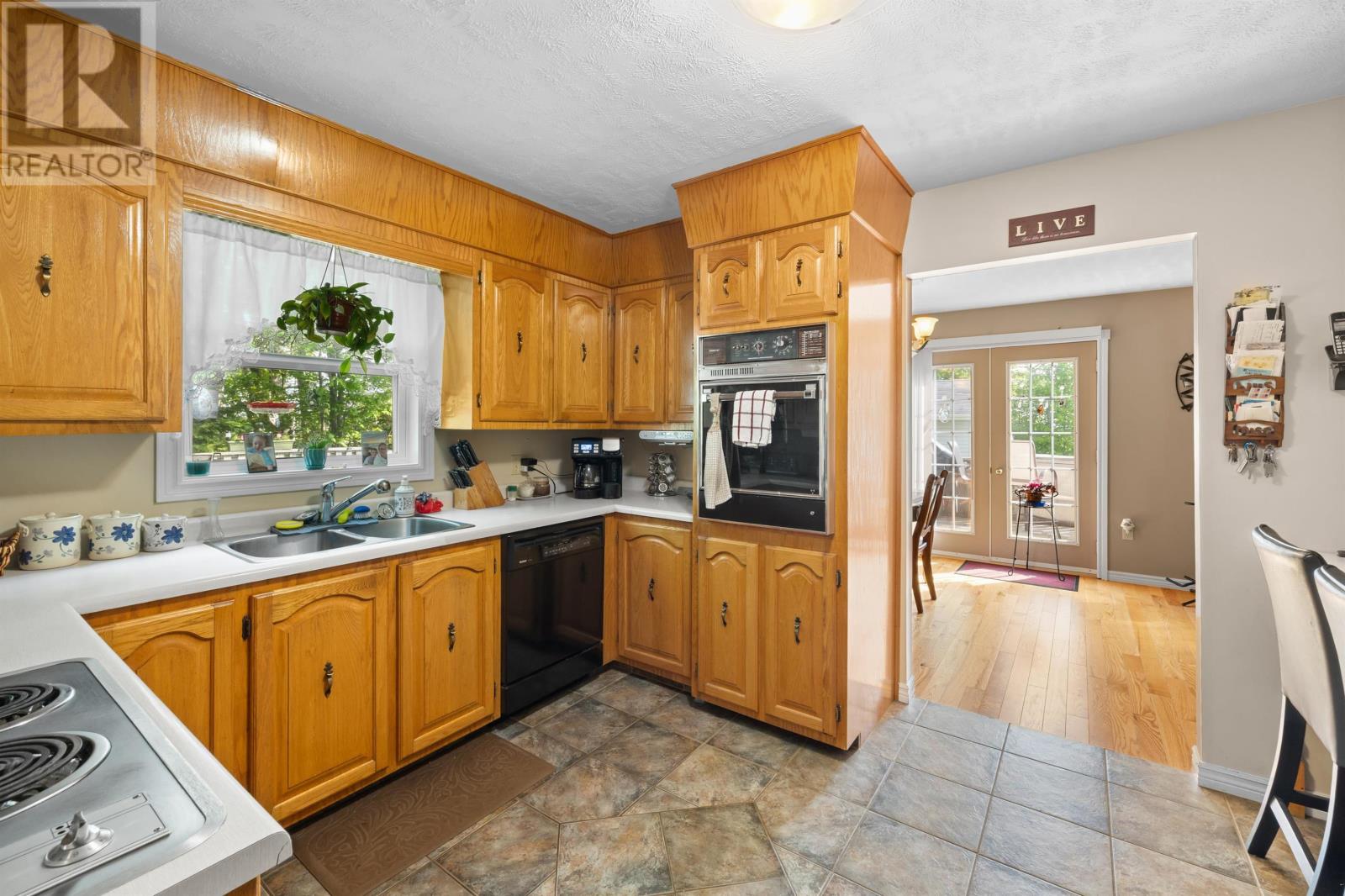 2 Laura Lane, Stratford, Prince Edward Island  C1B 2T5 - Photo 7 - 202614382