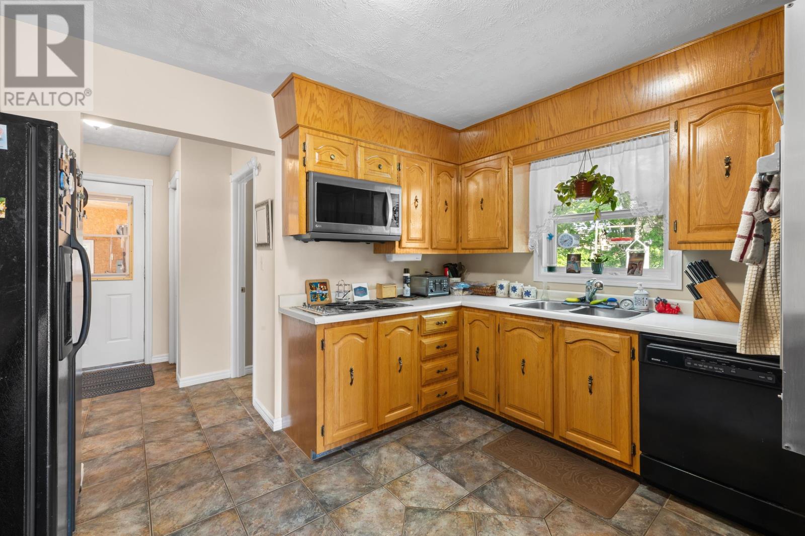 2 Laura Lane, Stratford, Prince Edward Island  C1B 2T5 - Photo 9 - 202614382