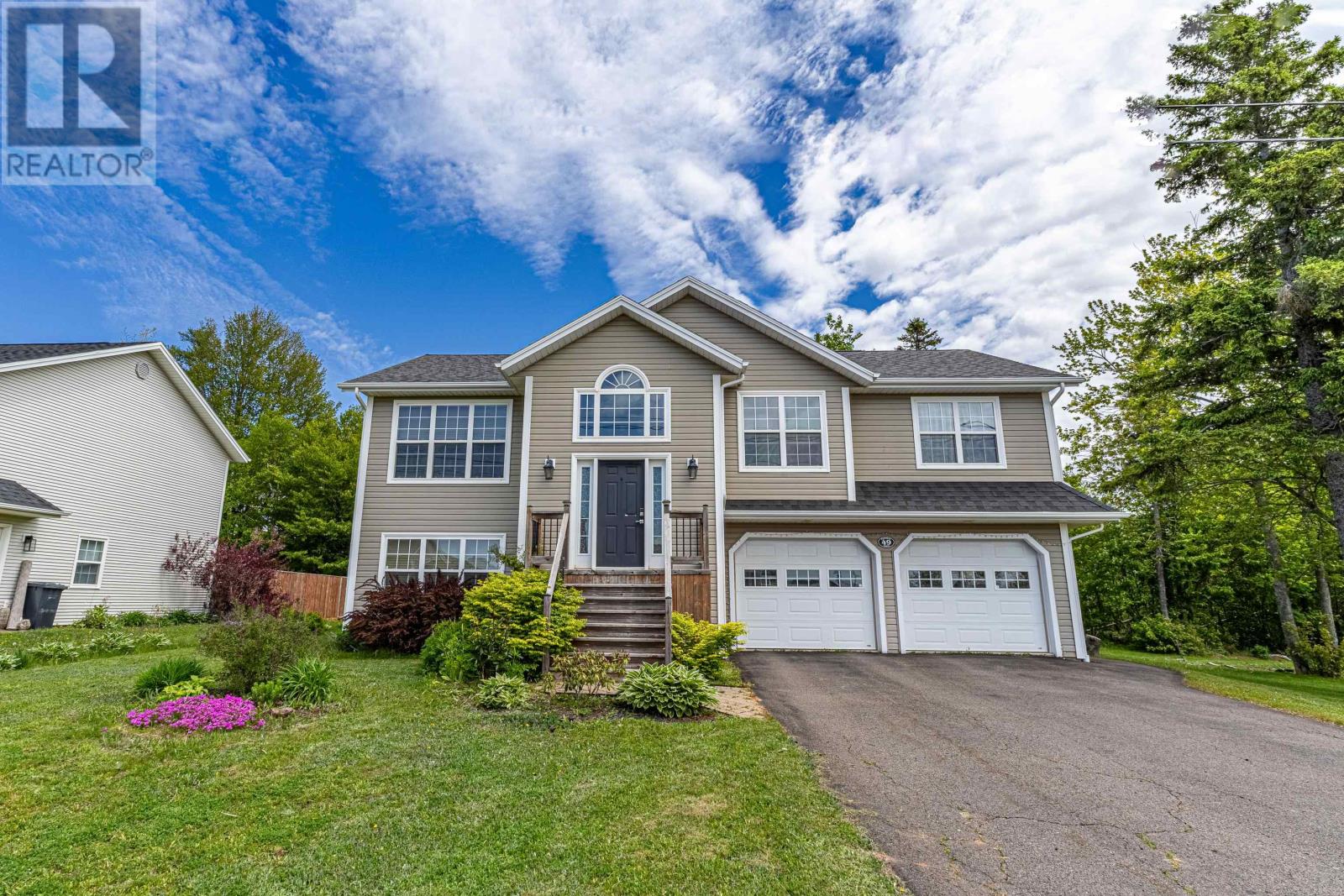 49 Parkway Drive, Charlottetown, Prince Edward Island  C1E 2M3 - Photo 1 - 202614418