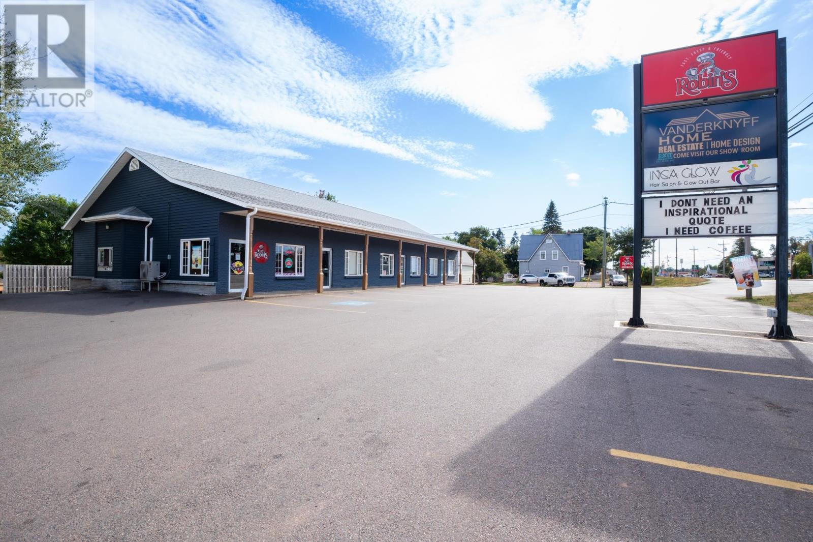 609 Main Street, Cornwall, Prince Edward Island  C0A 1H0 - Photo 1 - 202614033