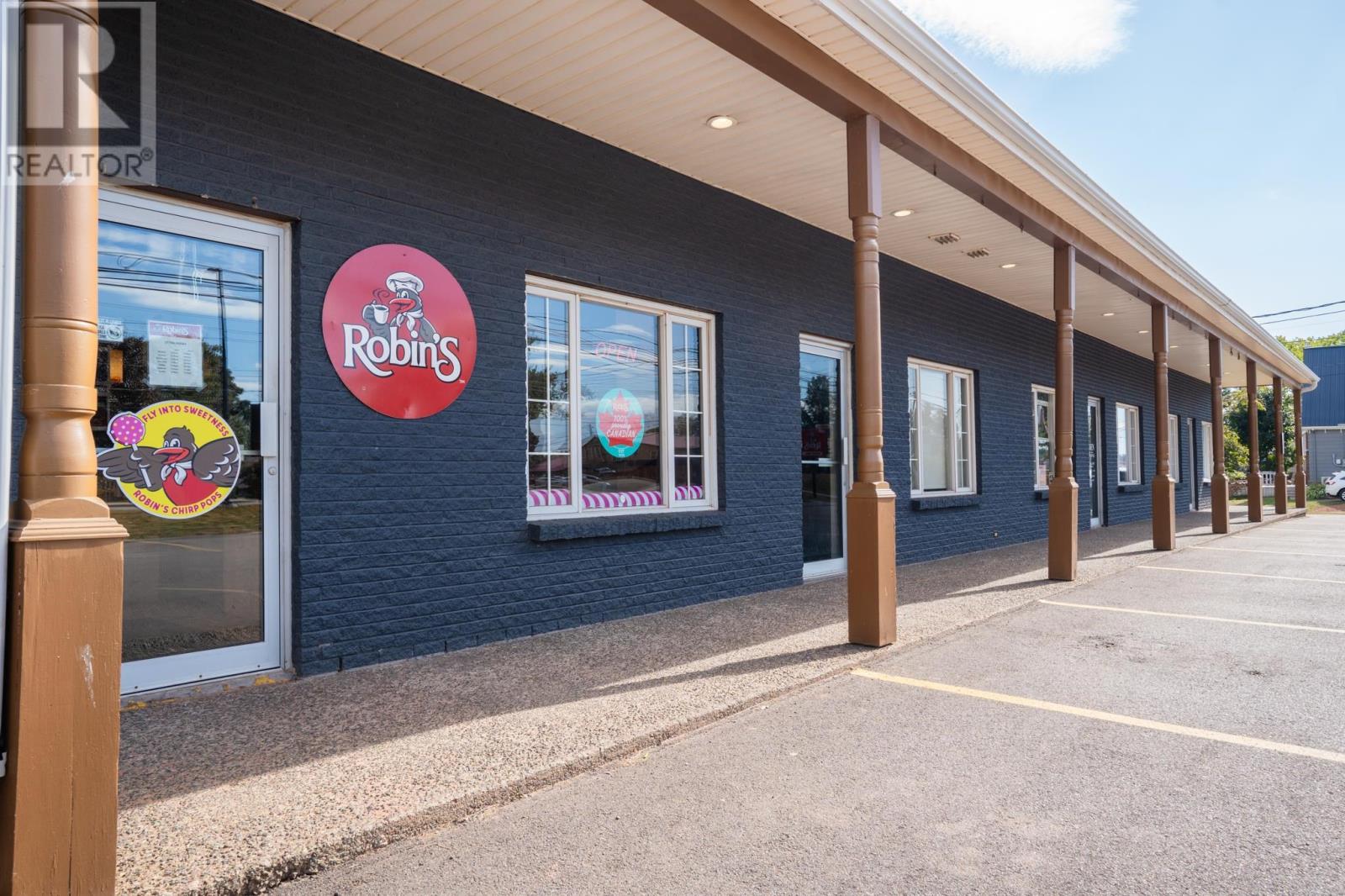 609 Main Street, Cornwall, Prince Edward Island  C0A 1H0 - Photo 2 - 202614033