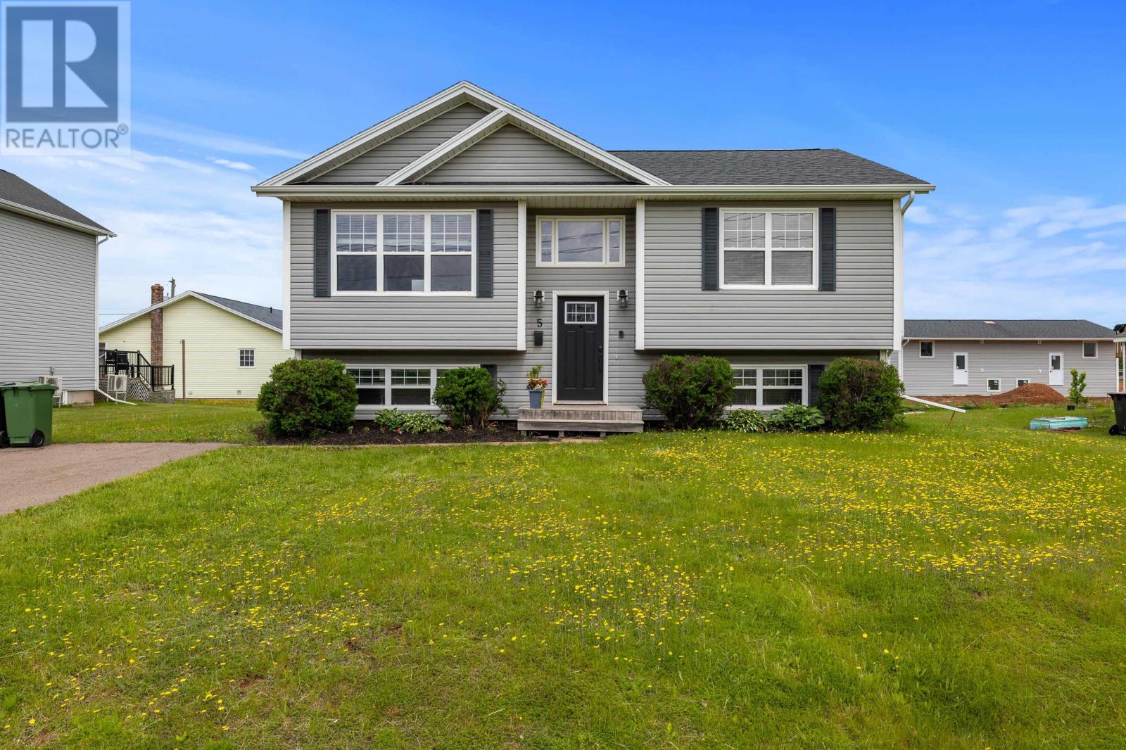 5 Darte Drive, Charlottetown, Prince Edward Island  C1A 9S9 - Photo 2 - 202614643