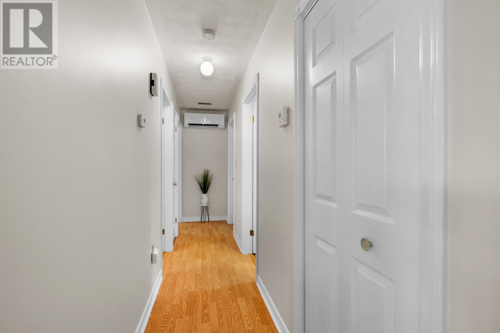 8 Oakland Drive, Charlottetown, Prince Edward Island  C1C 1P3 - Photo 15 - 202614680