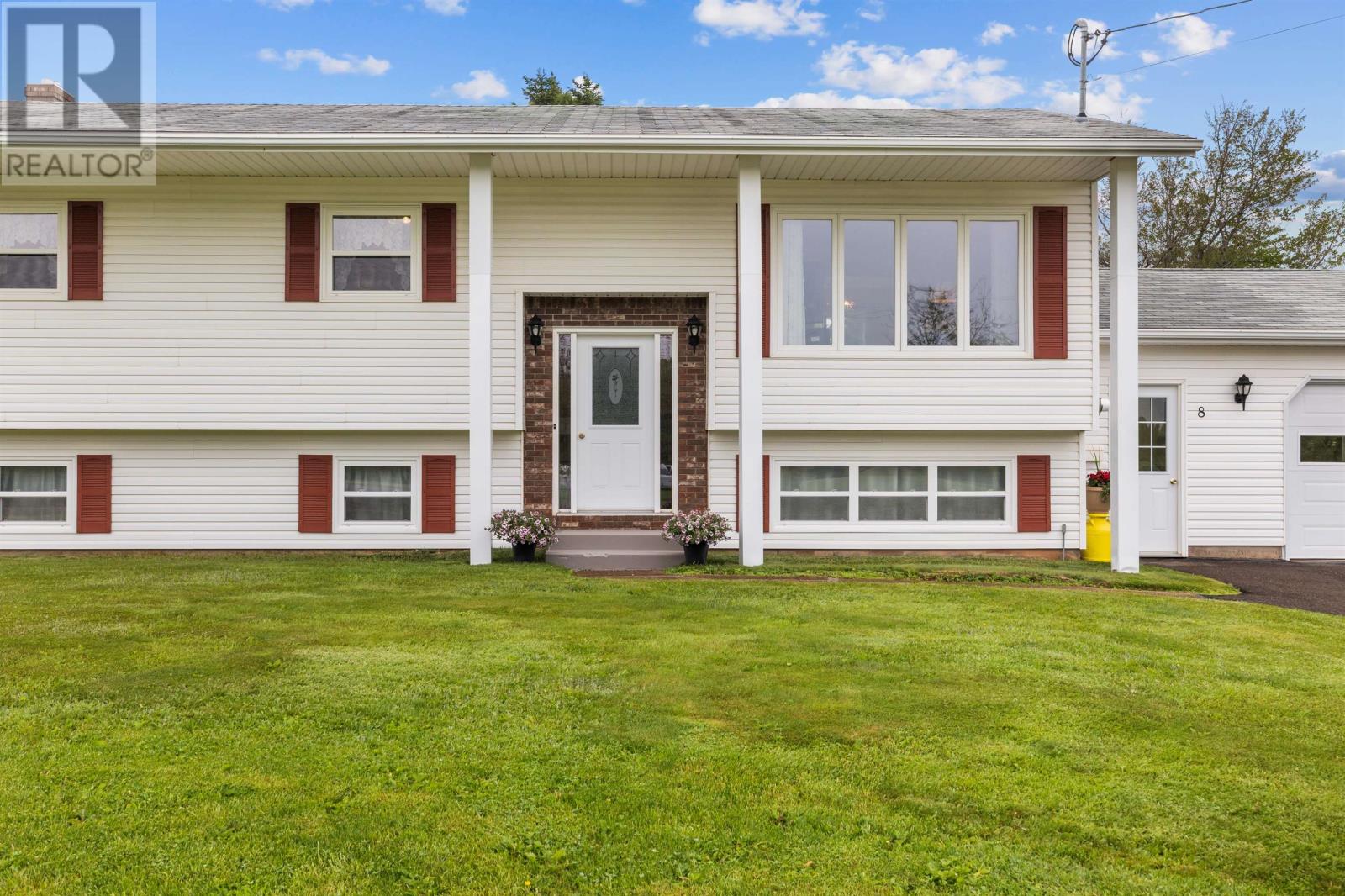 8 Oakland Drive, Charlottetown, Prince Edward Island  C1C 1P3 - Photo 31 - 202614680