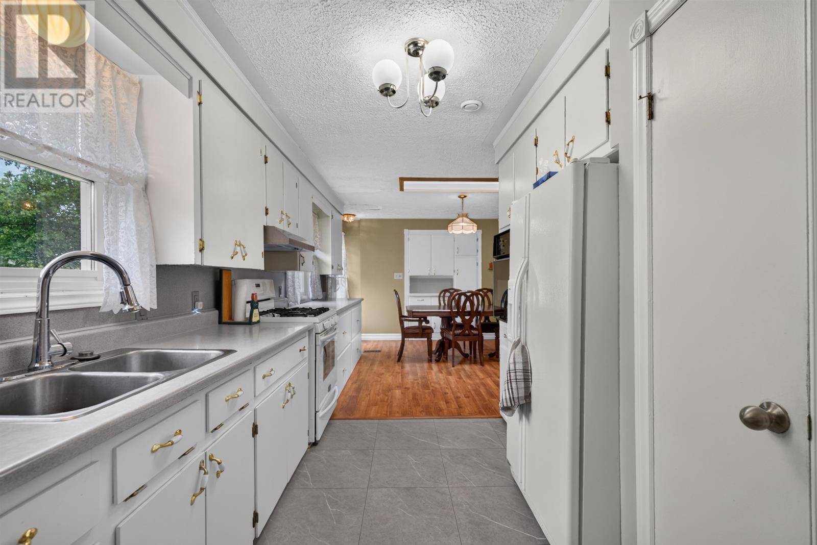 13 Avonlea Drive, Charlottetown, Prince Edward Island  C1C 1C8 - Photo 9 - 202614879