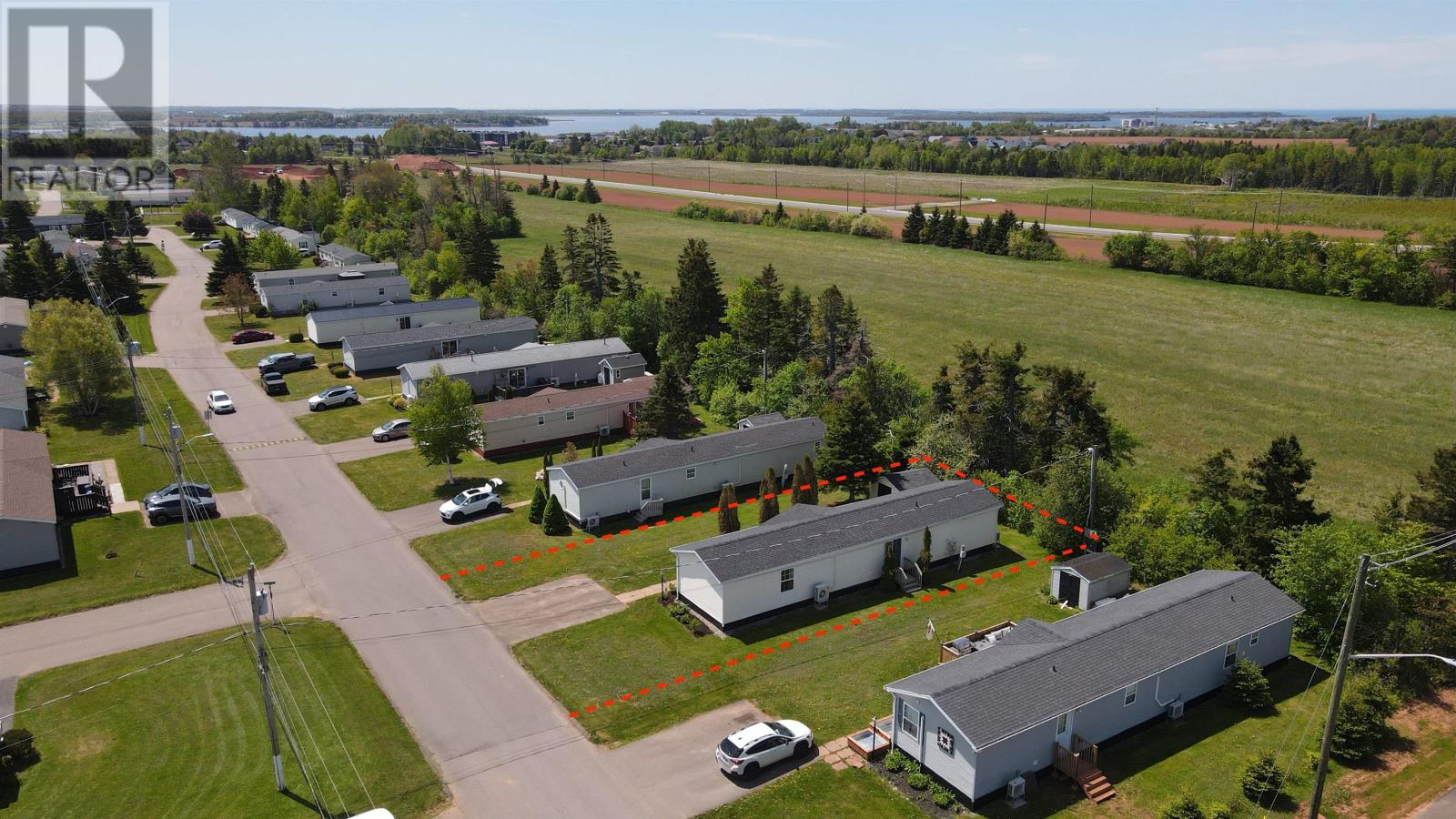 62 Jillian Street, Summerside, Prince Edward Island  C1N 6S6 - Photo 2 - 202614889