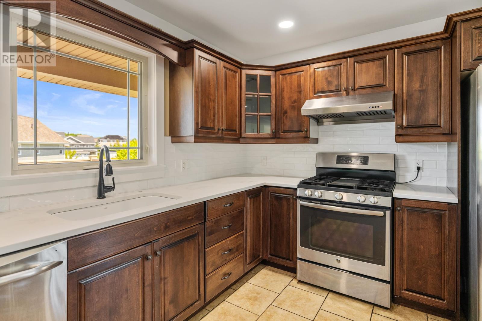 15 Larkspur Street, Stratford, Prince Edward Island  C1B 0H4 - Photo 14 - 202614971