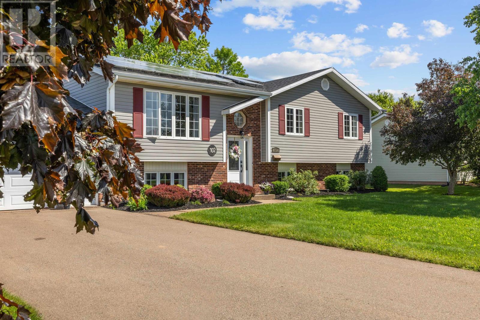 102 Crozier Drive, Summerside, Prince Edward Island  C1N 5S1 - Photo 4 - 202615158