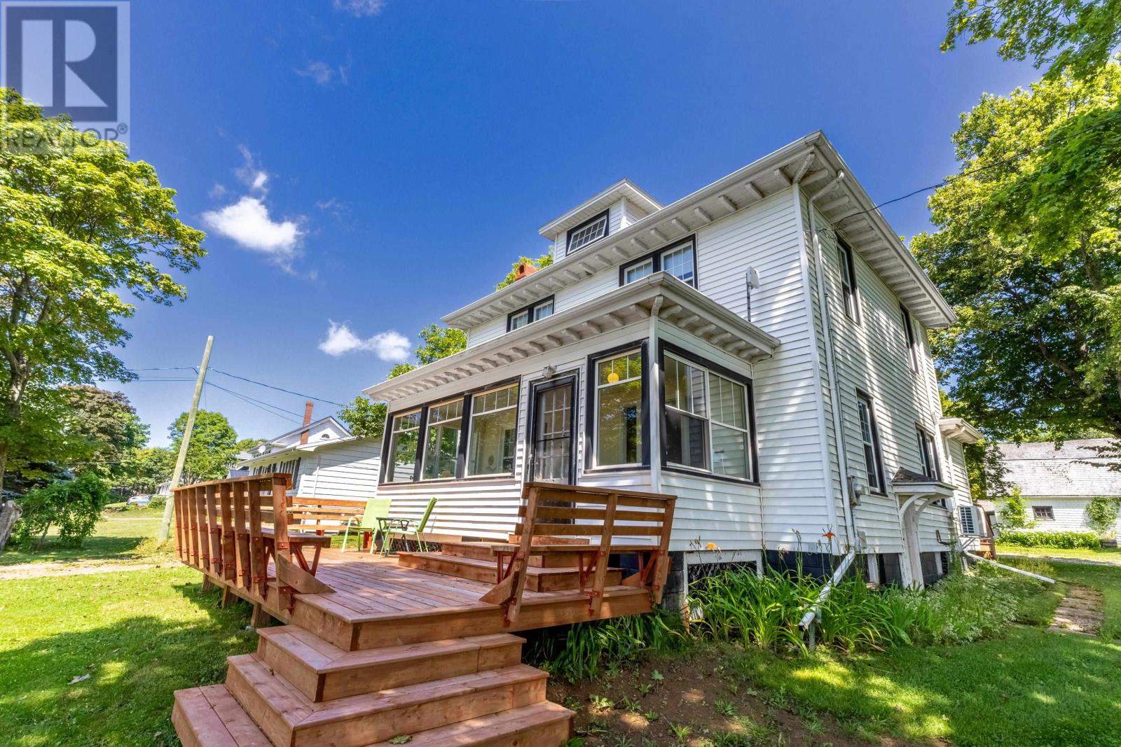 31 Breakwater Street, Souris, Prince Edward Island  C0A 2B0 - Photo 1 - 202615175